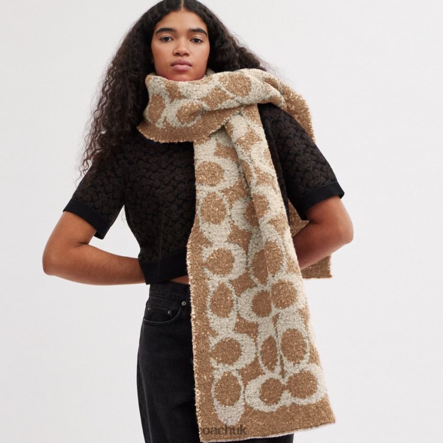 Coach Women SIGNATURE MUFFLER Chalk D0DL44578