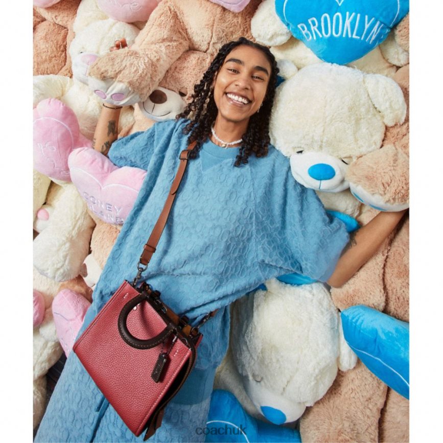 Coach Women ROGUE 20 IN COLORBLOCK REGENERATIVE LEATHER V5/Rouge Multi D0DL4484