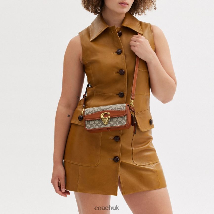 Coach Women STUDIO BAGUETTE BAG IN SIGNATURE TEXTILE JACQUARD B4/Cocoa Burnished Amb D0DL44194